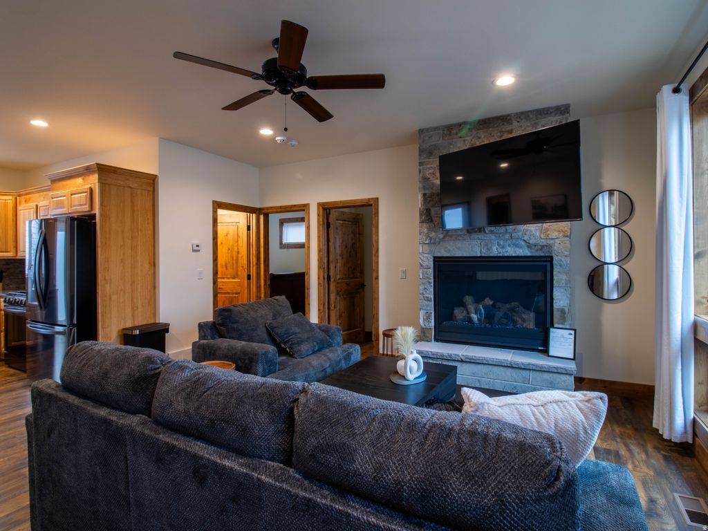 Photo of 50 N 66 E, Coalville, UT 84017 (MLS # 2127927)