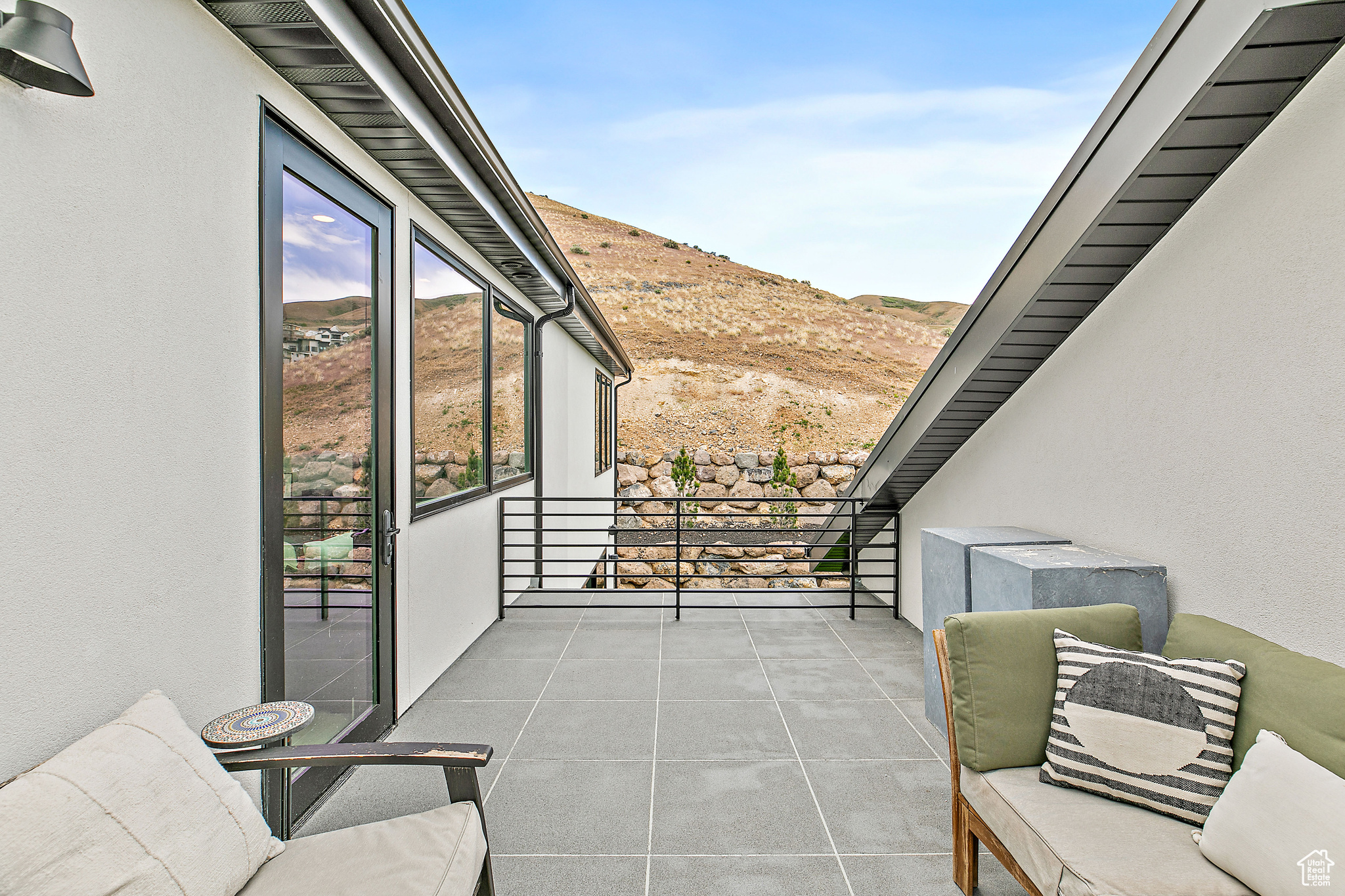 TRAVERSE MOUNTAIN - Residential