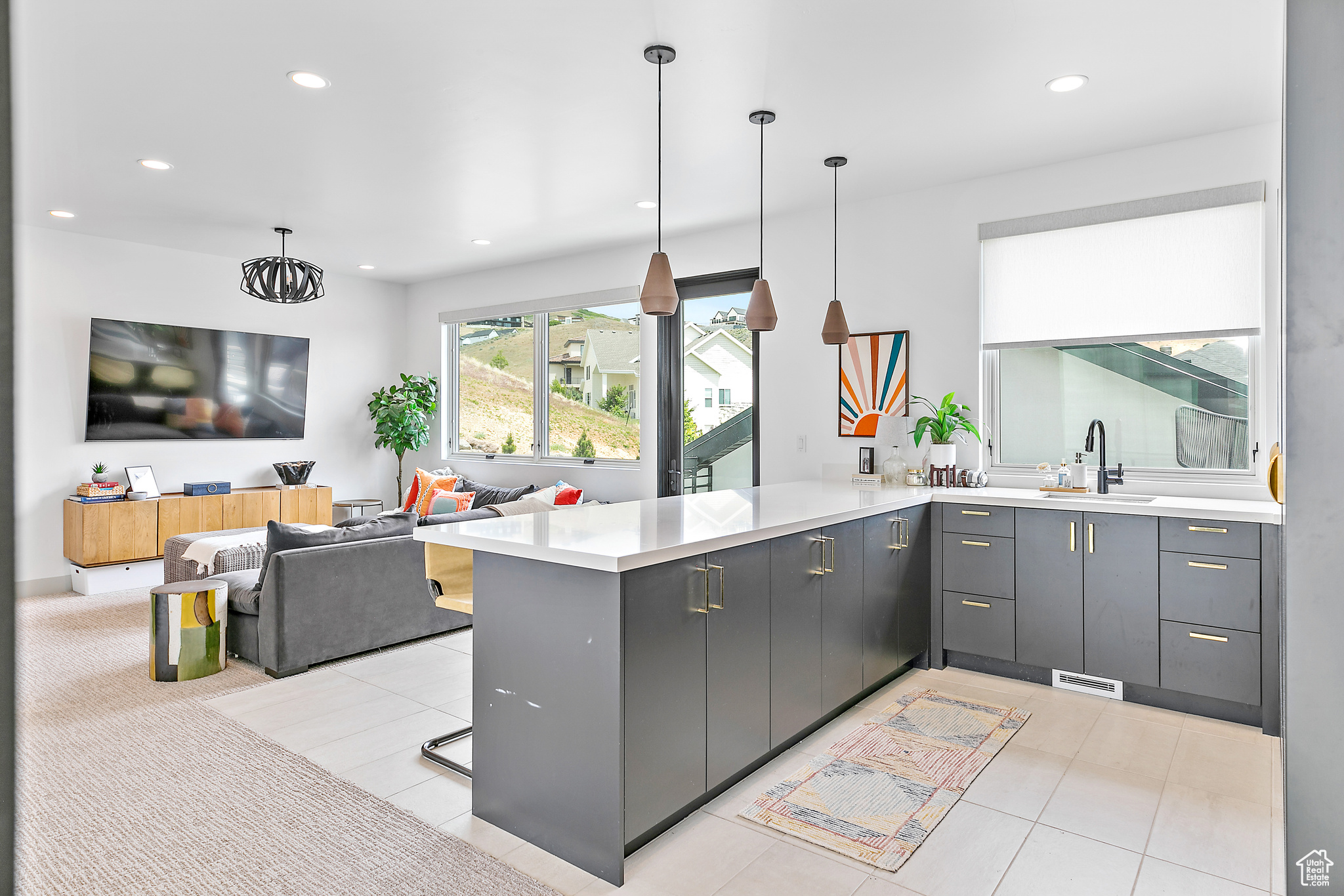 TRAVERSE MOUNTAIN - Residential