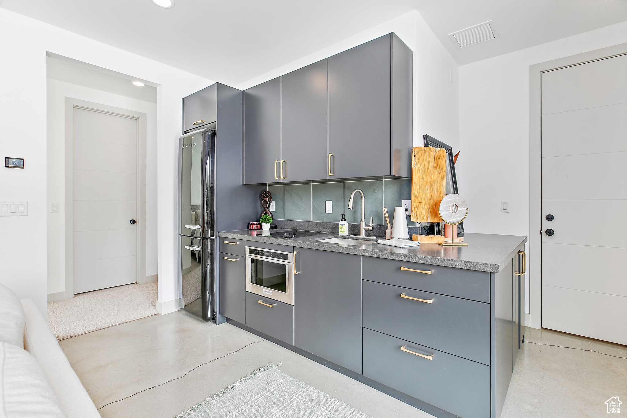 TRAVERSE MOUNTAIN - Residential
