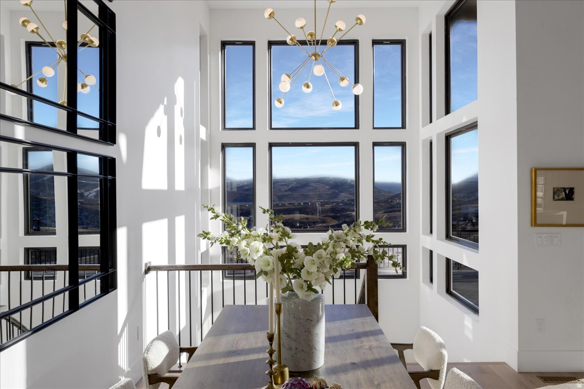 AMANTI LAGO - Residential