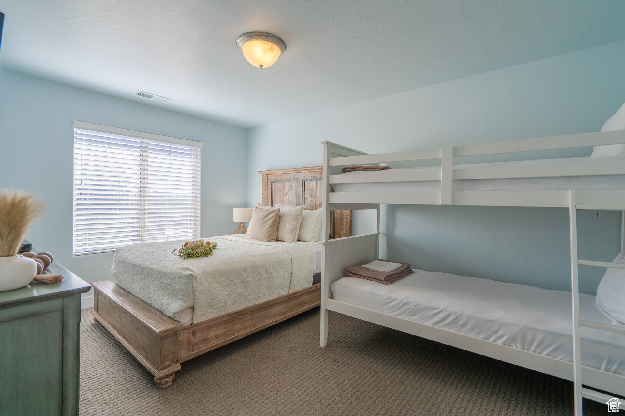 ESCAPES AT THE LEDGES PH 1 - Residential