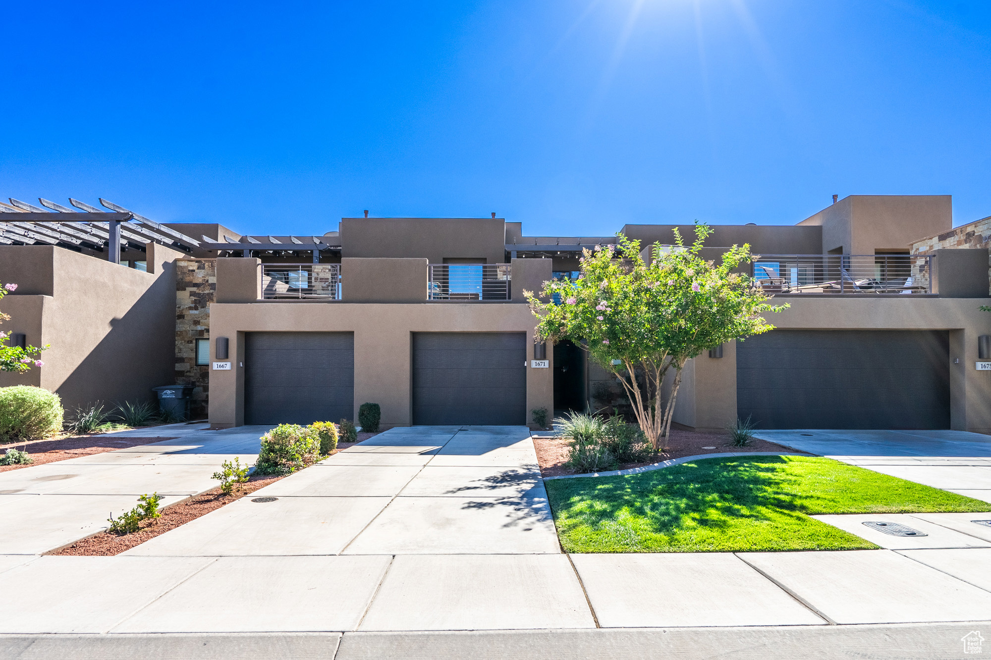 ESCAPES AT THE LEDGES PH 1 - Residential