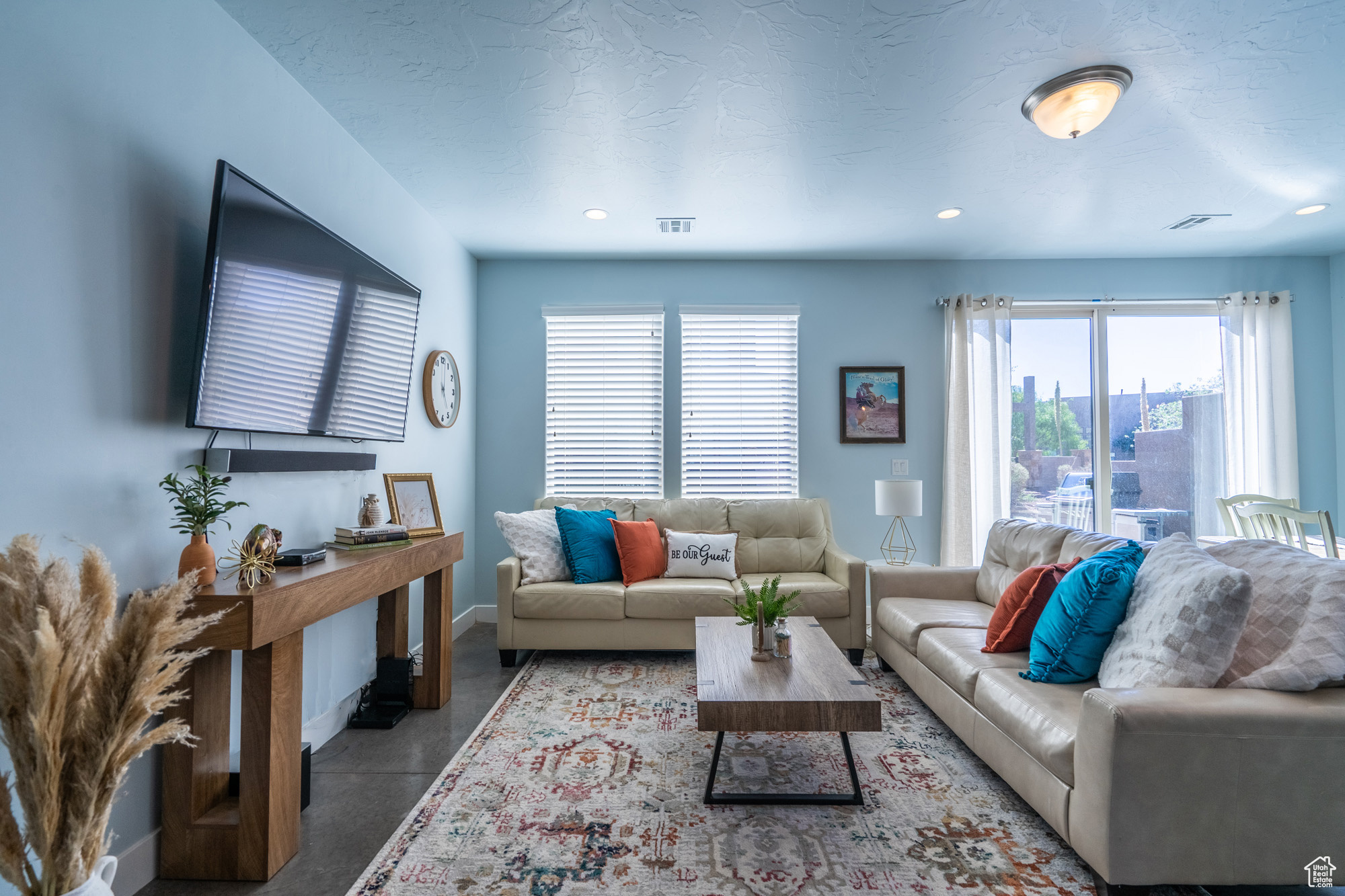 ESCAPES AT THE LEDGES PH 1 - Residential