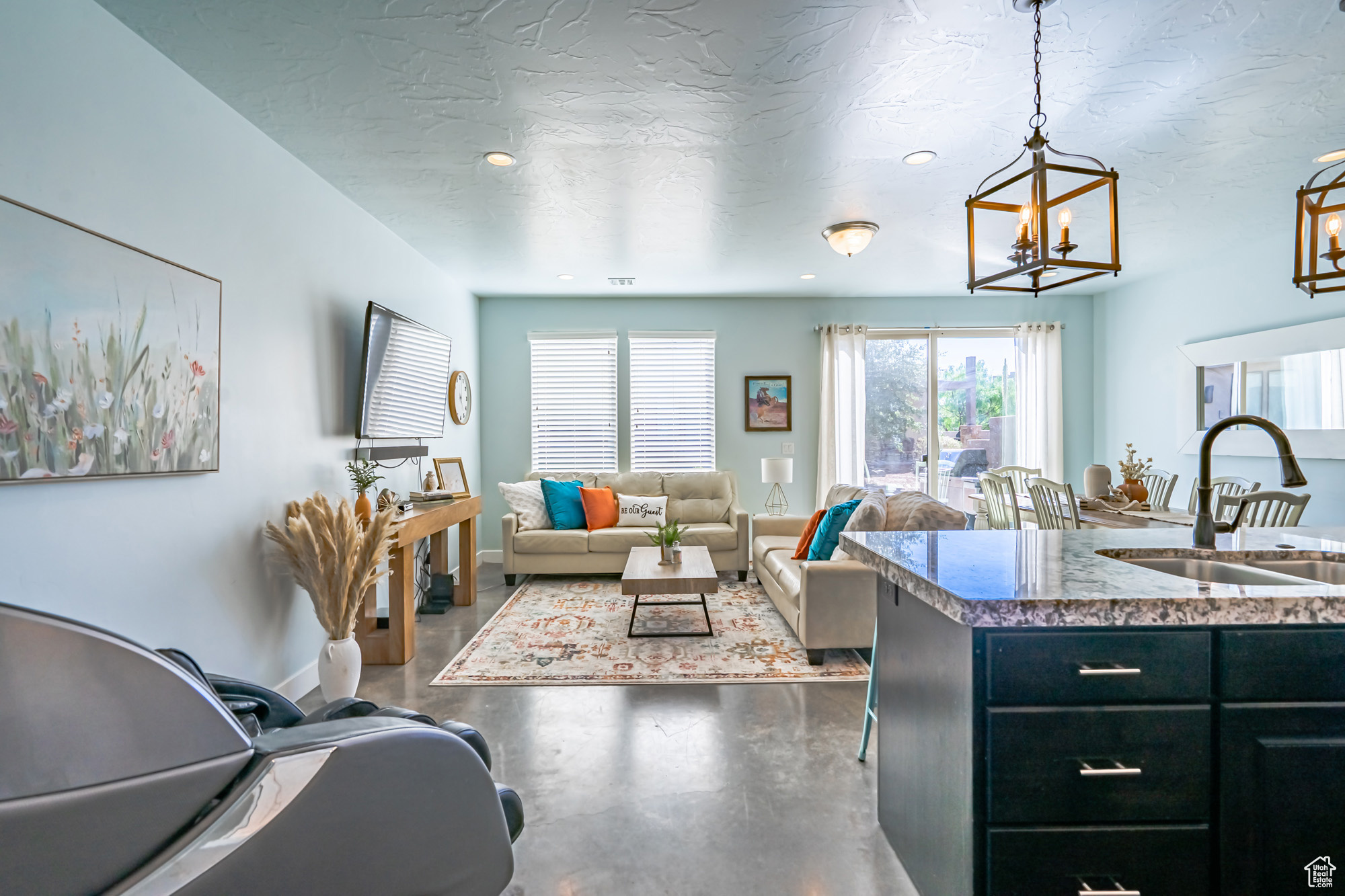 ESCAPES AT THE LEDGES PH 1 - Residential