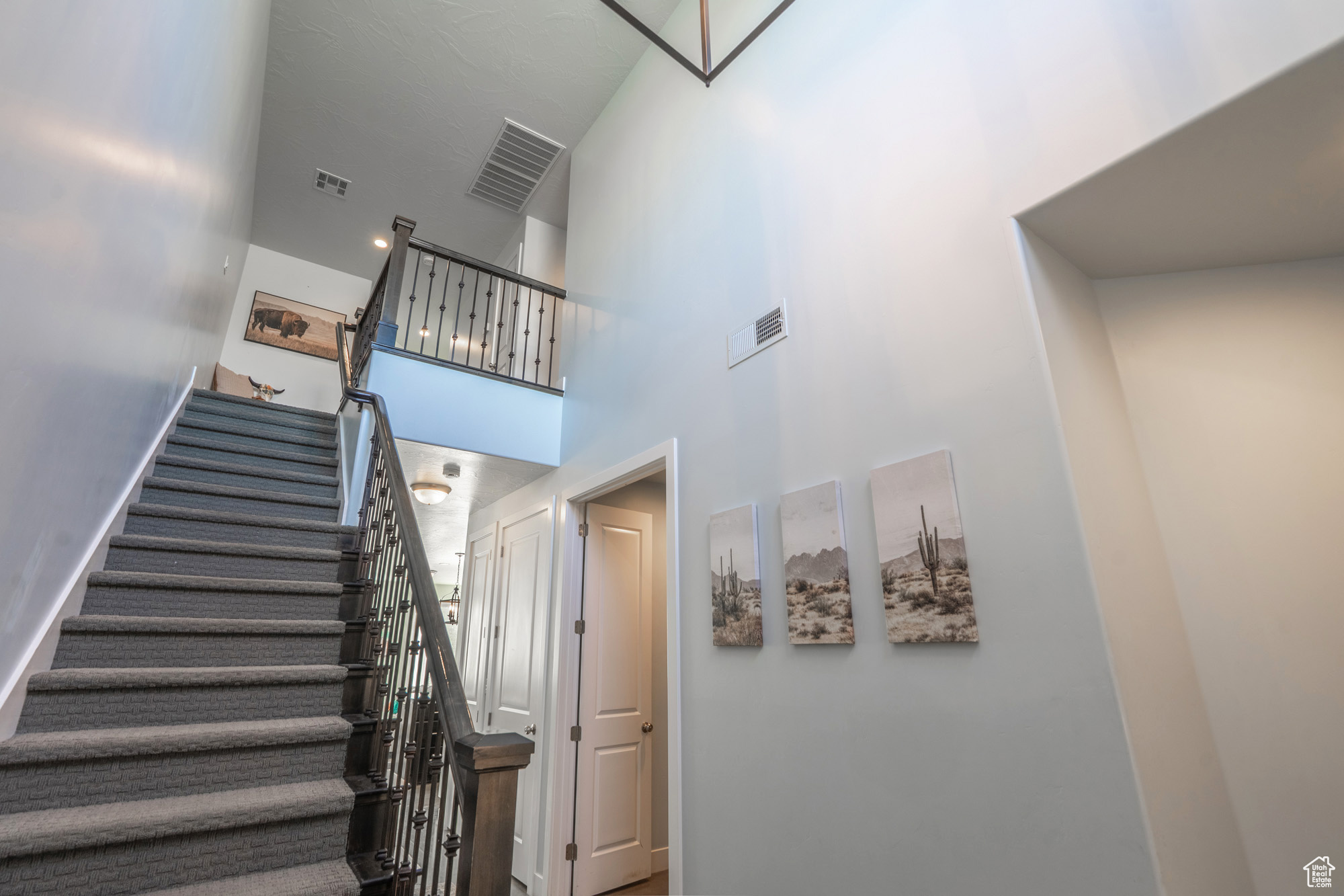 ESCAPES AT THE LEDGES PH 1 - Residential