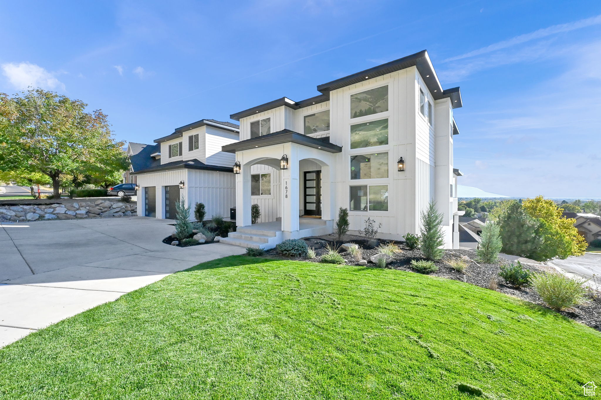 1678 E Spring Creek Dr, Springville, Utah image 2