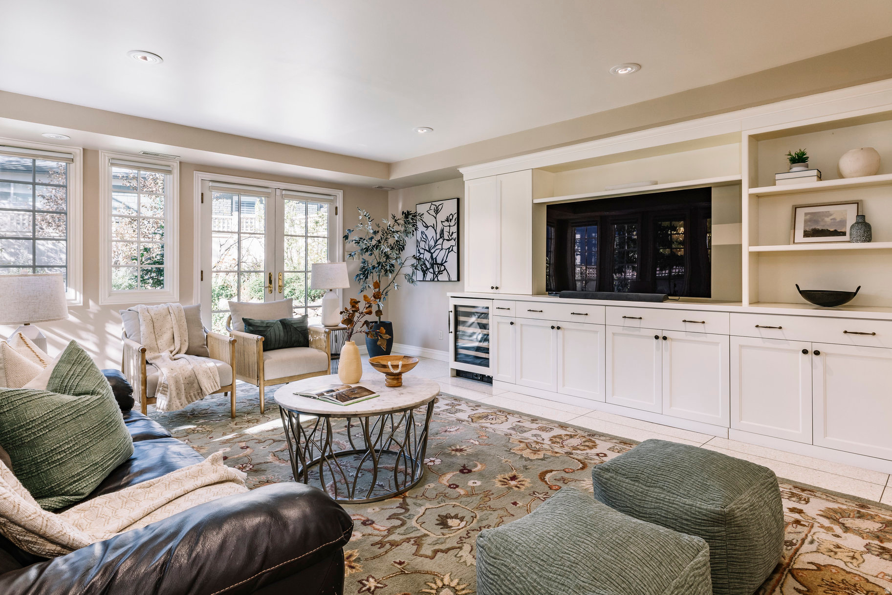 DOUGLAS PARK - Residential