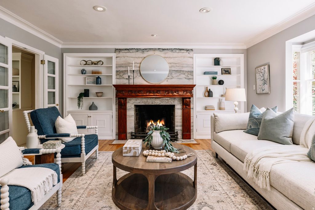 Photo of 966 S DIESTEL RD, Salt Lake City, UT 84105 (MLS # 2144003)