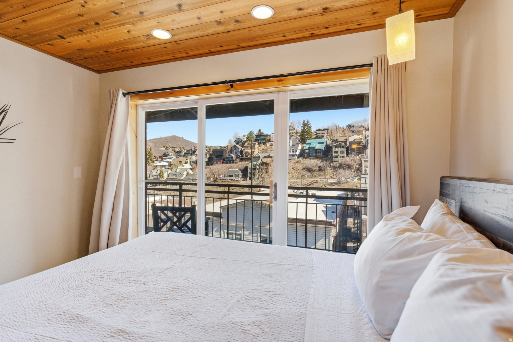 TREASURE MOUNTAIN INN - Residential