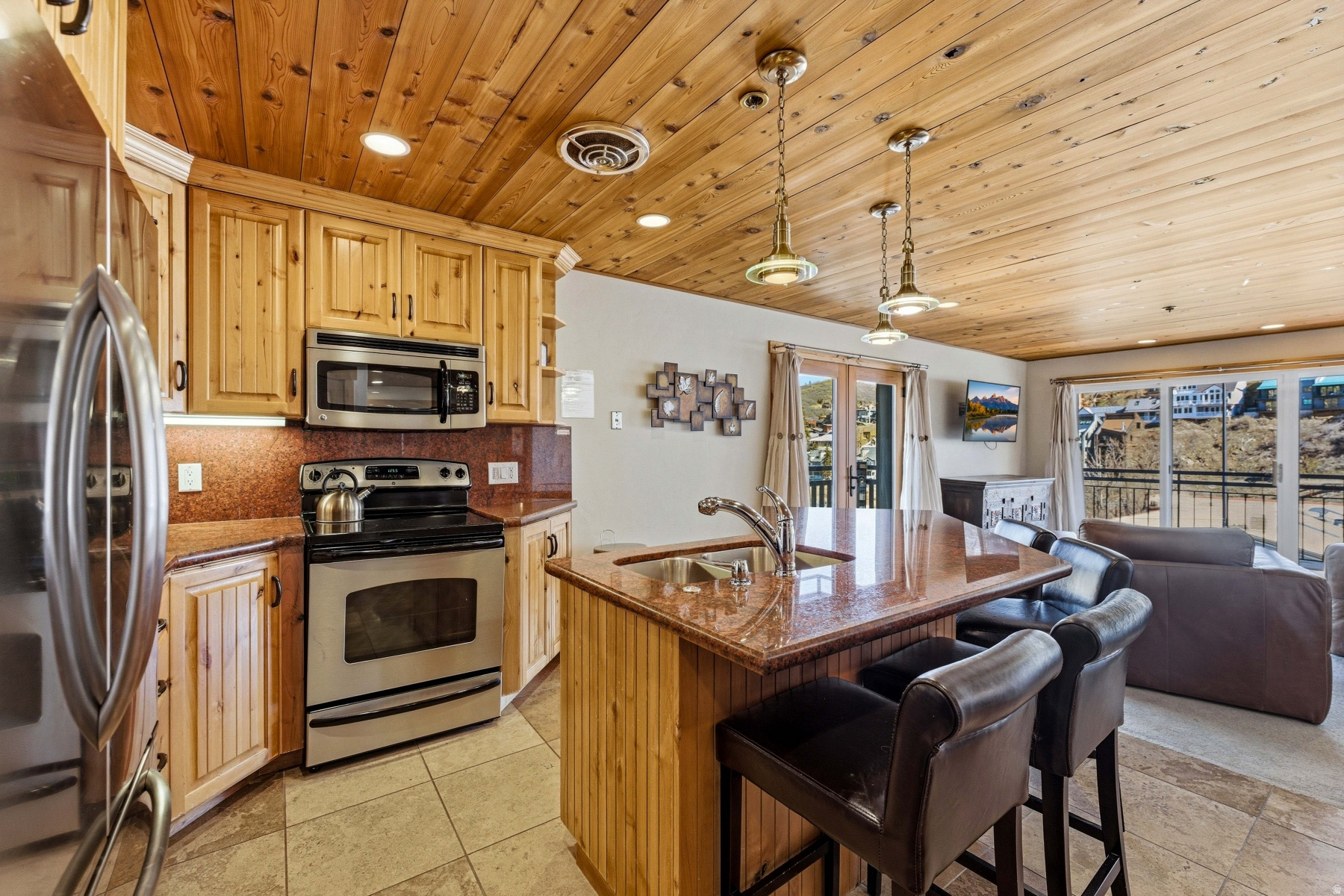 TREASURE MOUNTAIN INN - Residential