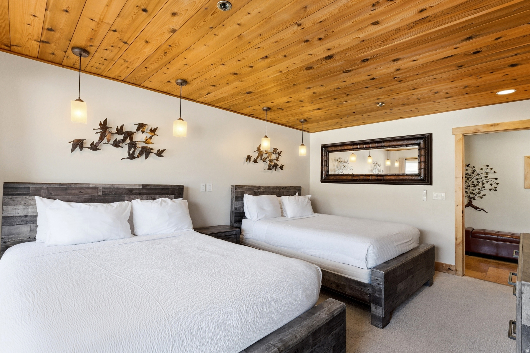 TREASURE MOUNTAIN INN - Residential