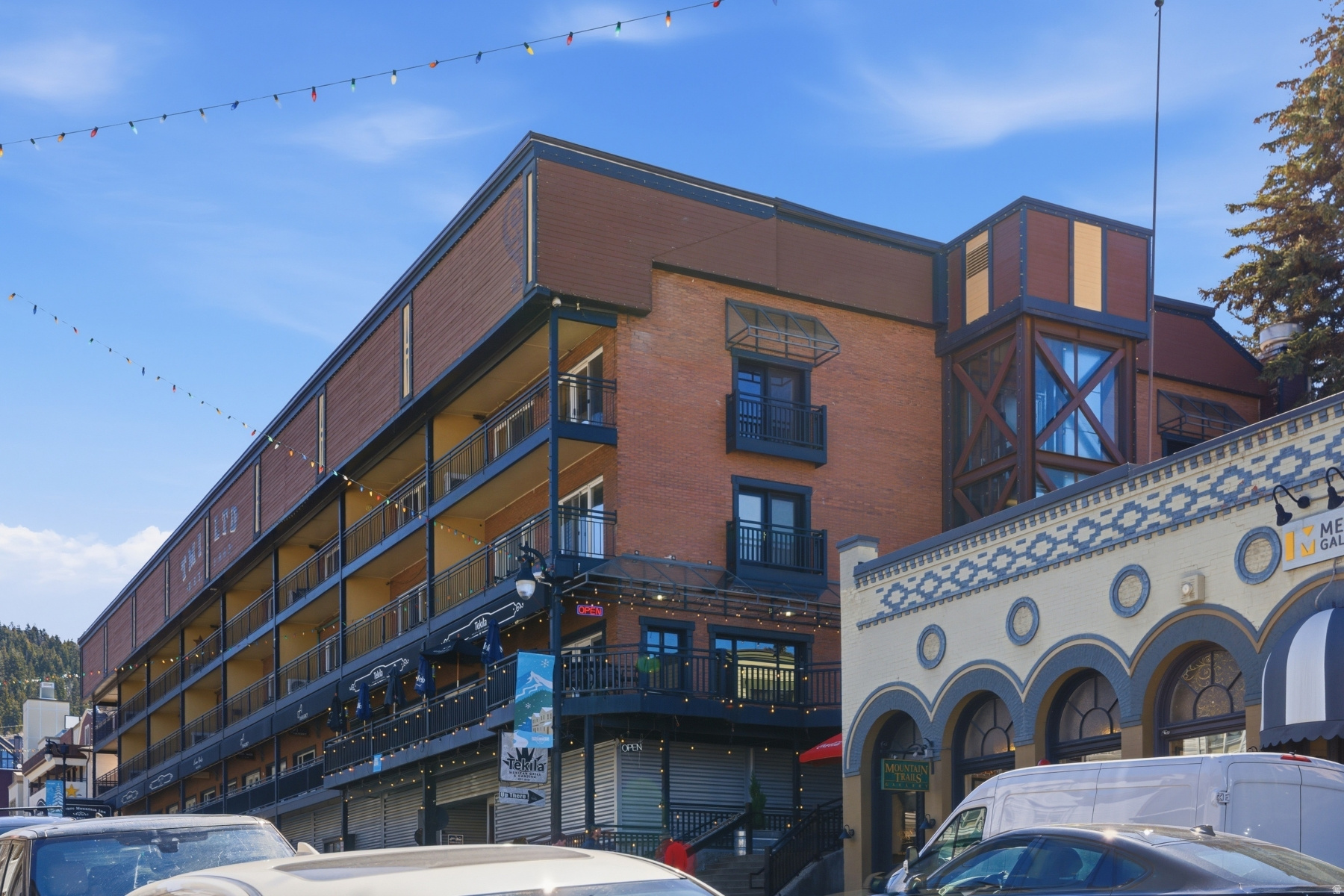 TREASURE MOUNTAIN INN - Residential