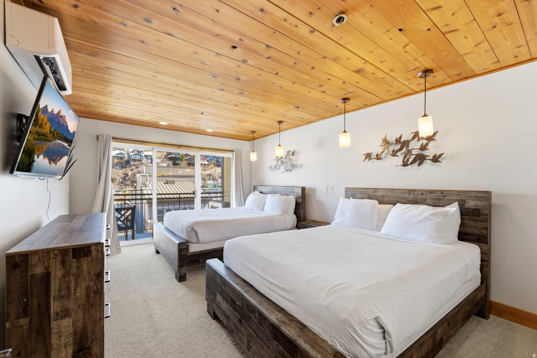 TREASURE MOUNTAIN INN - Residential