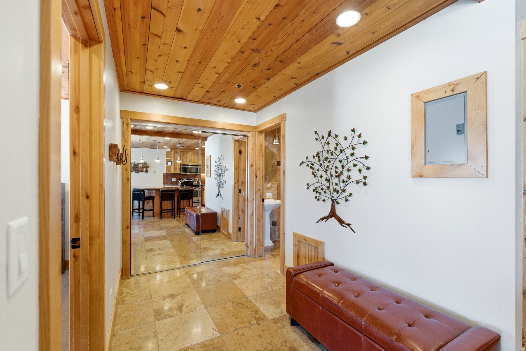 TREASURE MOUNTAIN INN - Residential