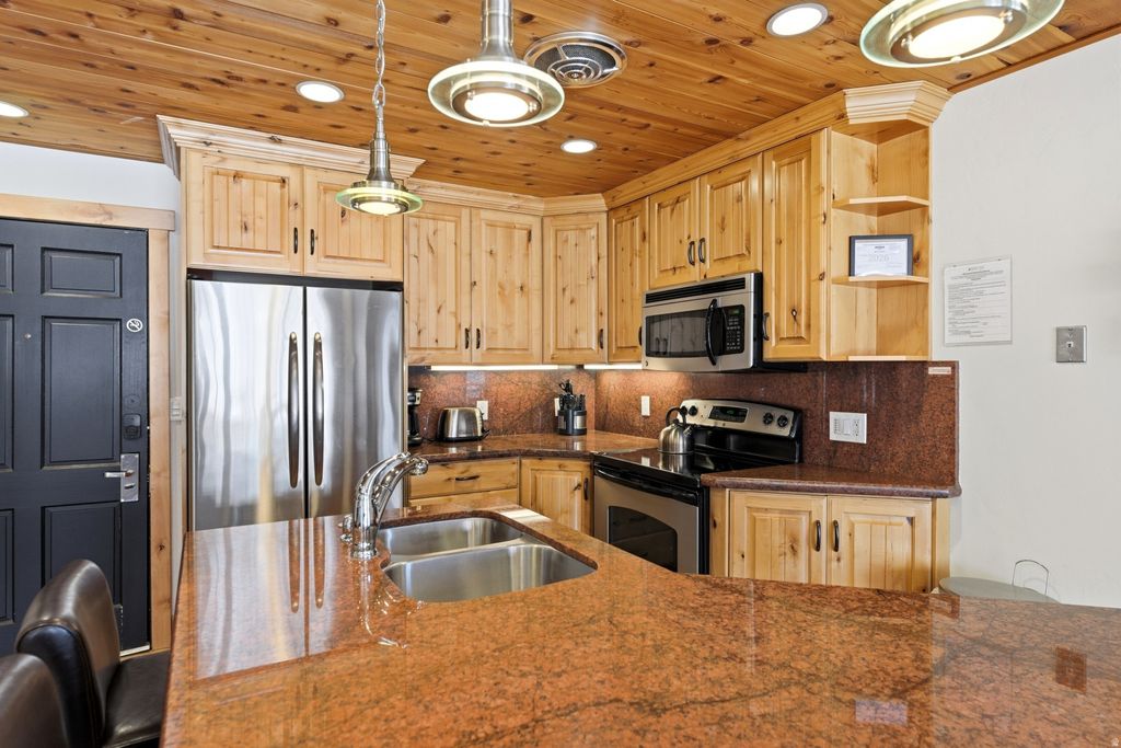 Photo of 255 MAIN ST #A31, Park City, UT 84060 (MLS # 2143618)