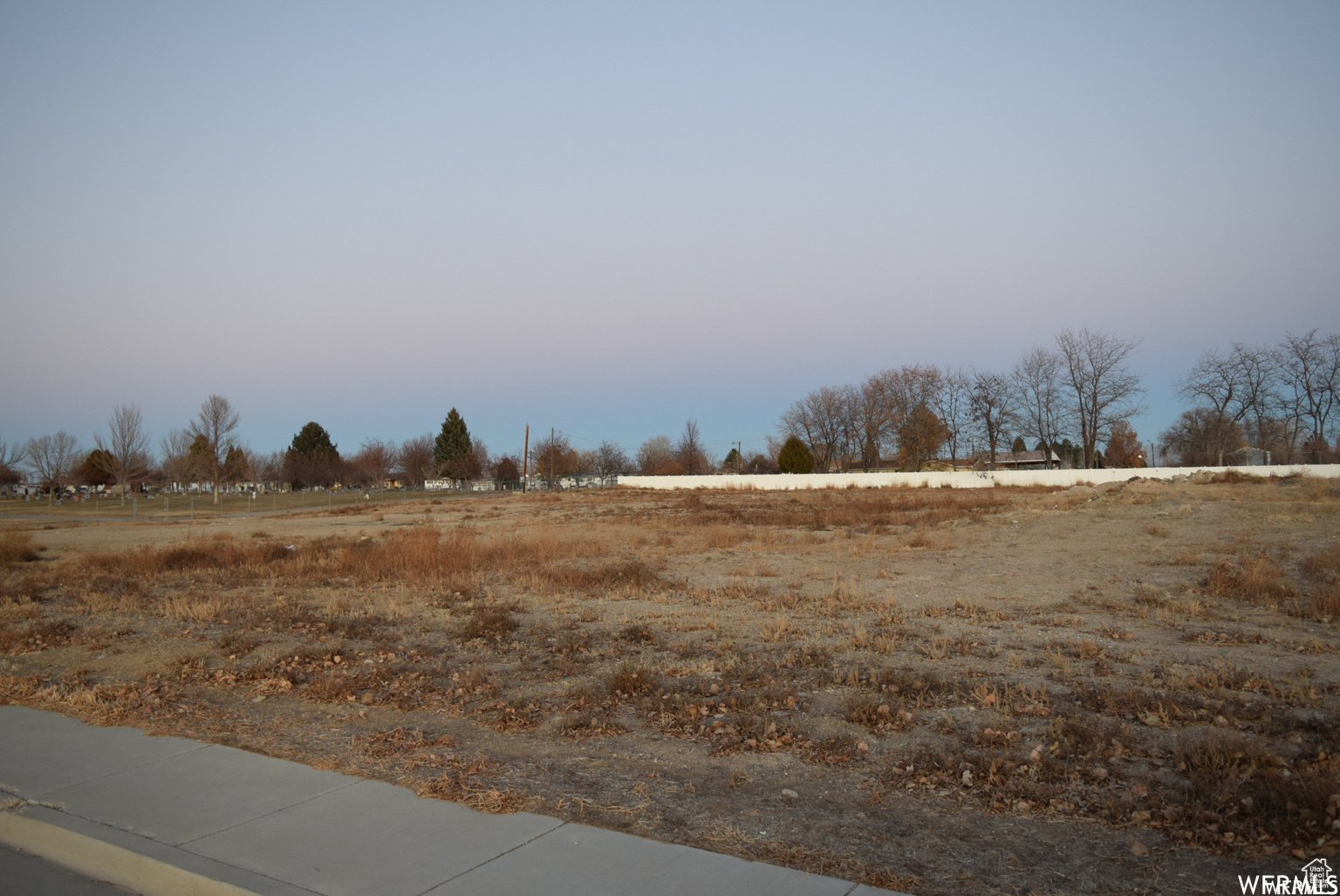 ESQUIRE ESTATES - Land