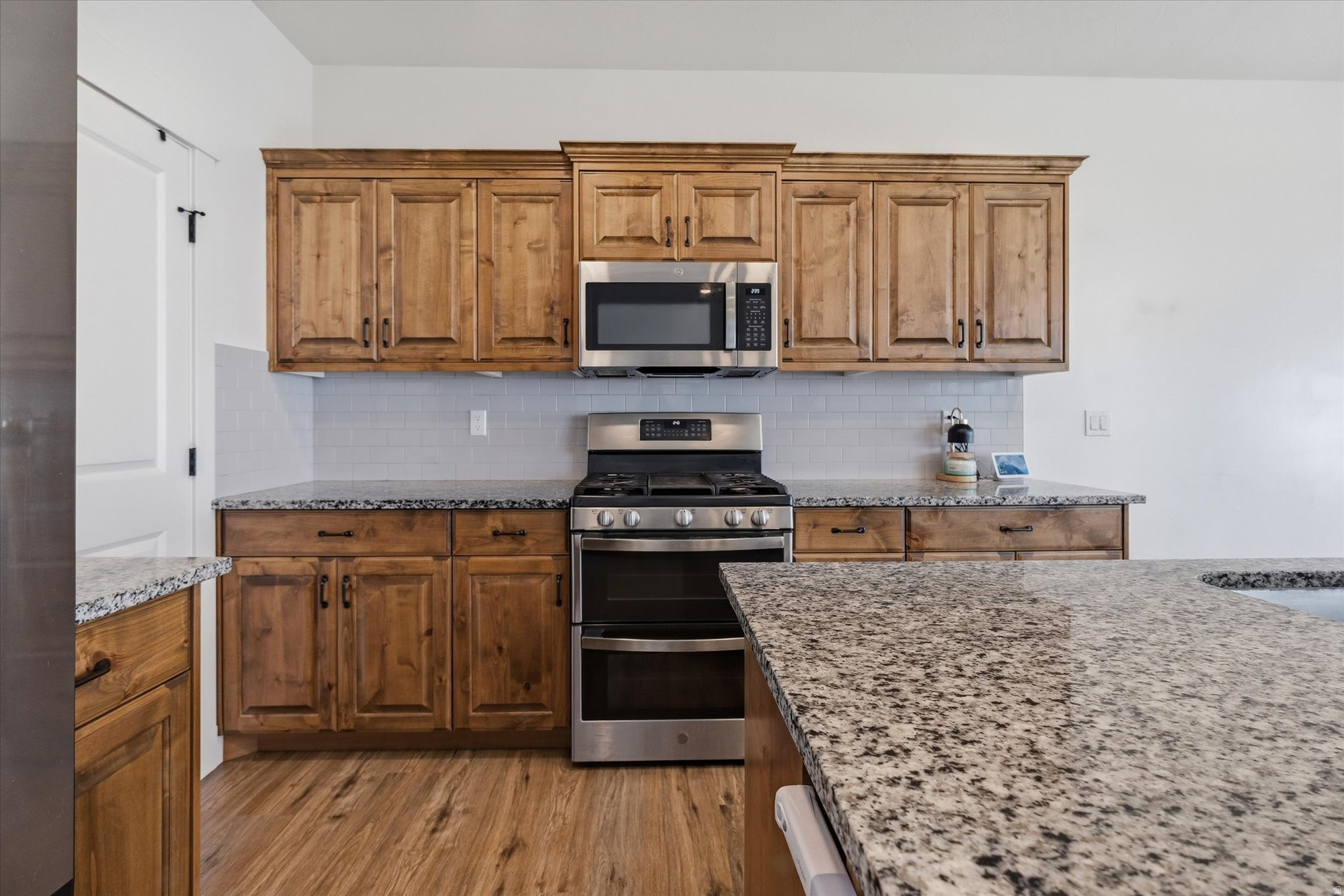 EAST VIEW LANDING - Residential