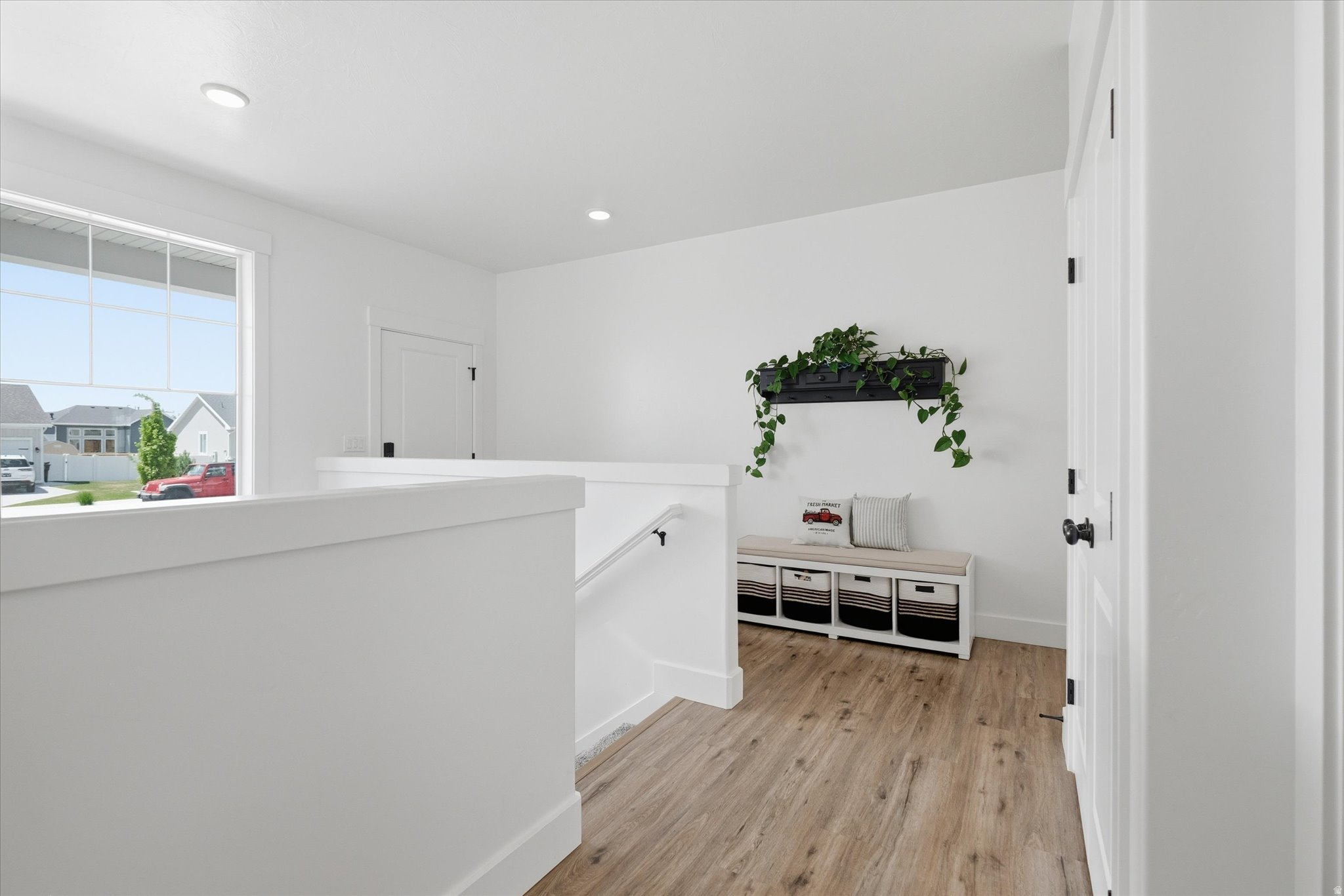 EAST VIEW LANDING - Residential