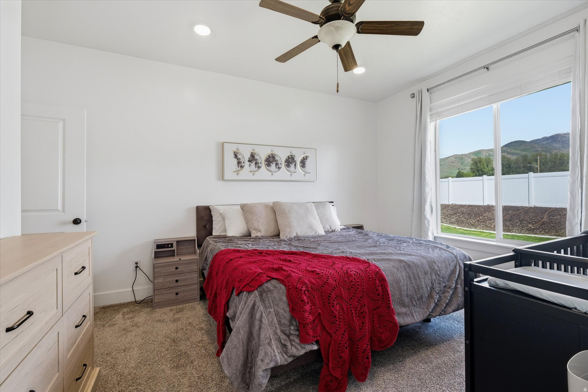 EAST VIEW LANDING - Residential
