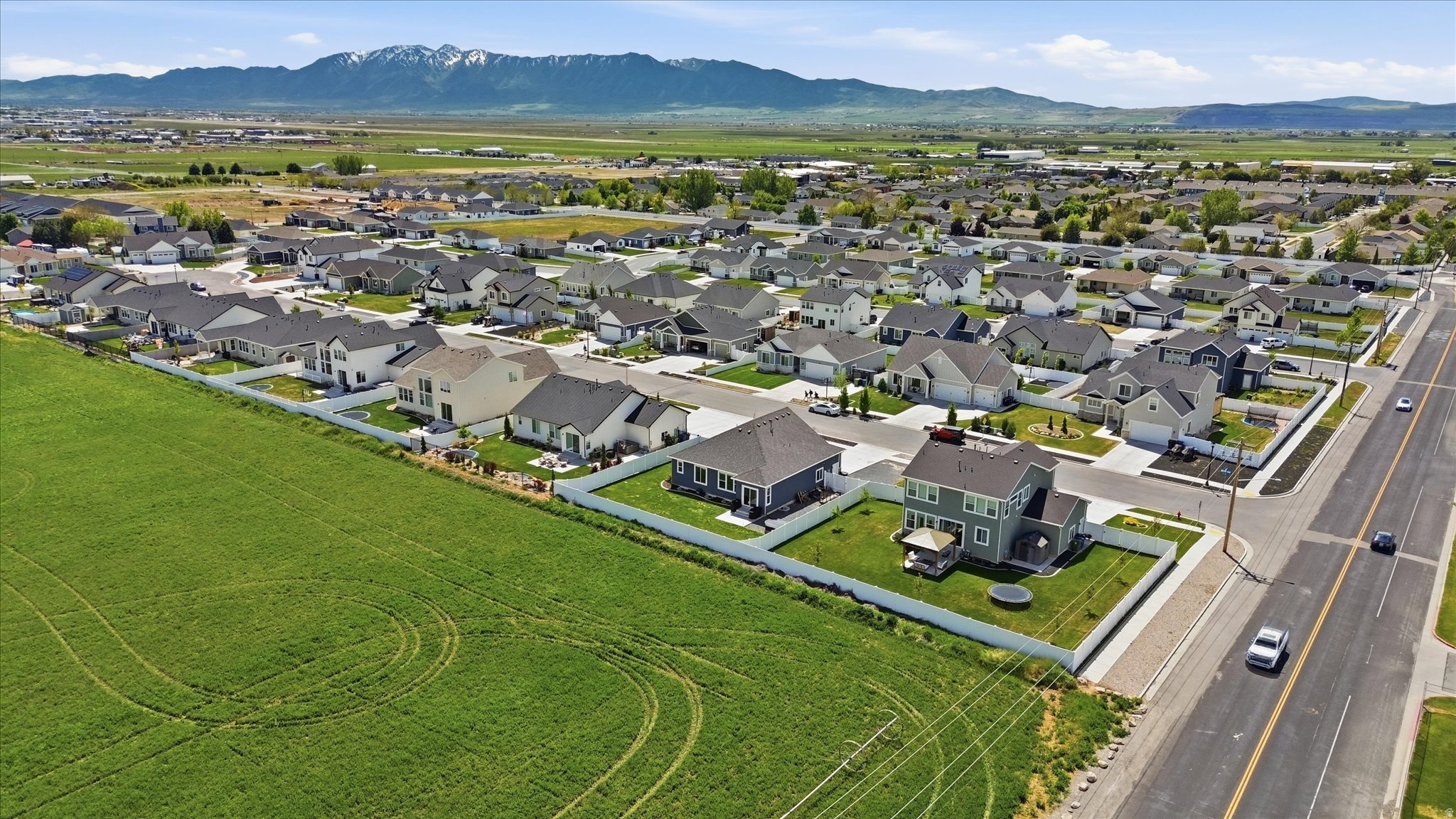 EAST VIEW LANDING - Residential