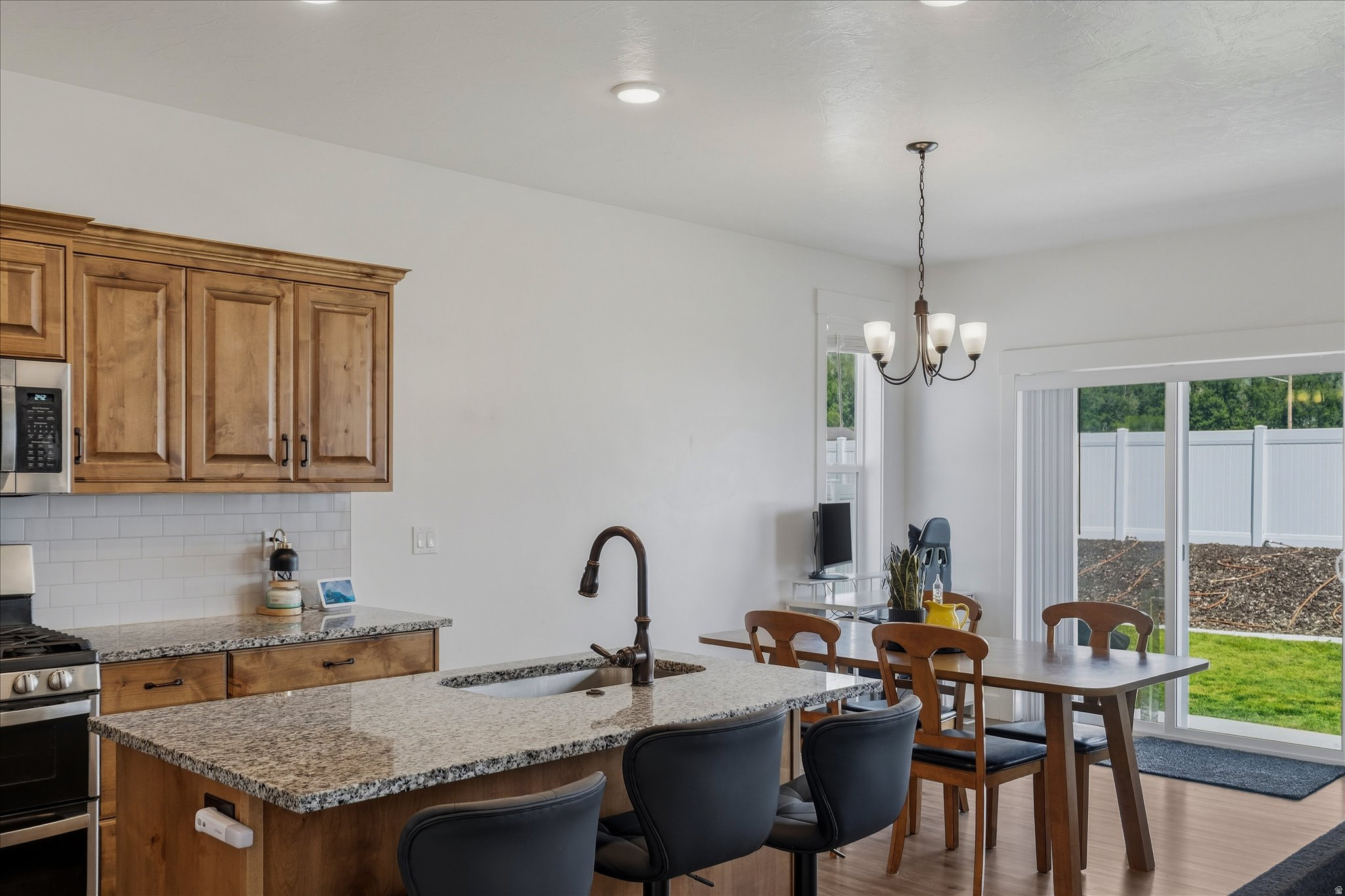 EAST VIEW LANDING - Residential