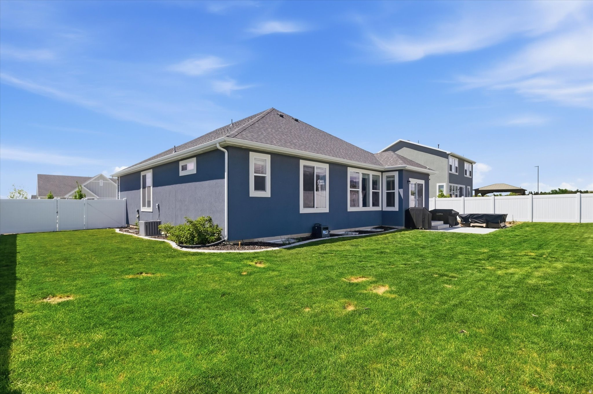 EAST VIEW LANDING - Residential