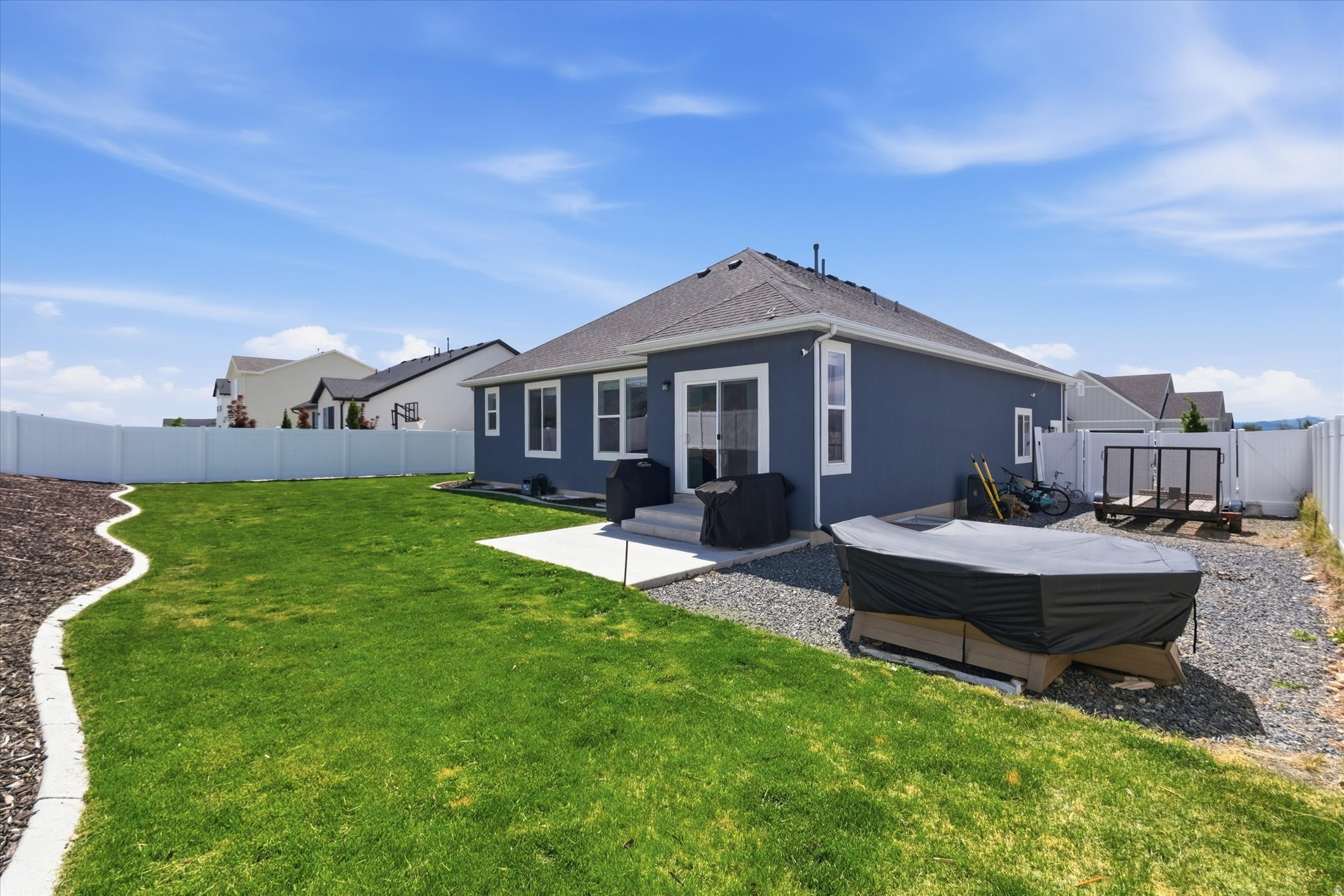 EAST VIEW LANDING - Residential