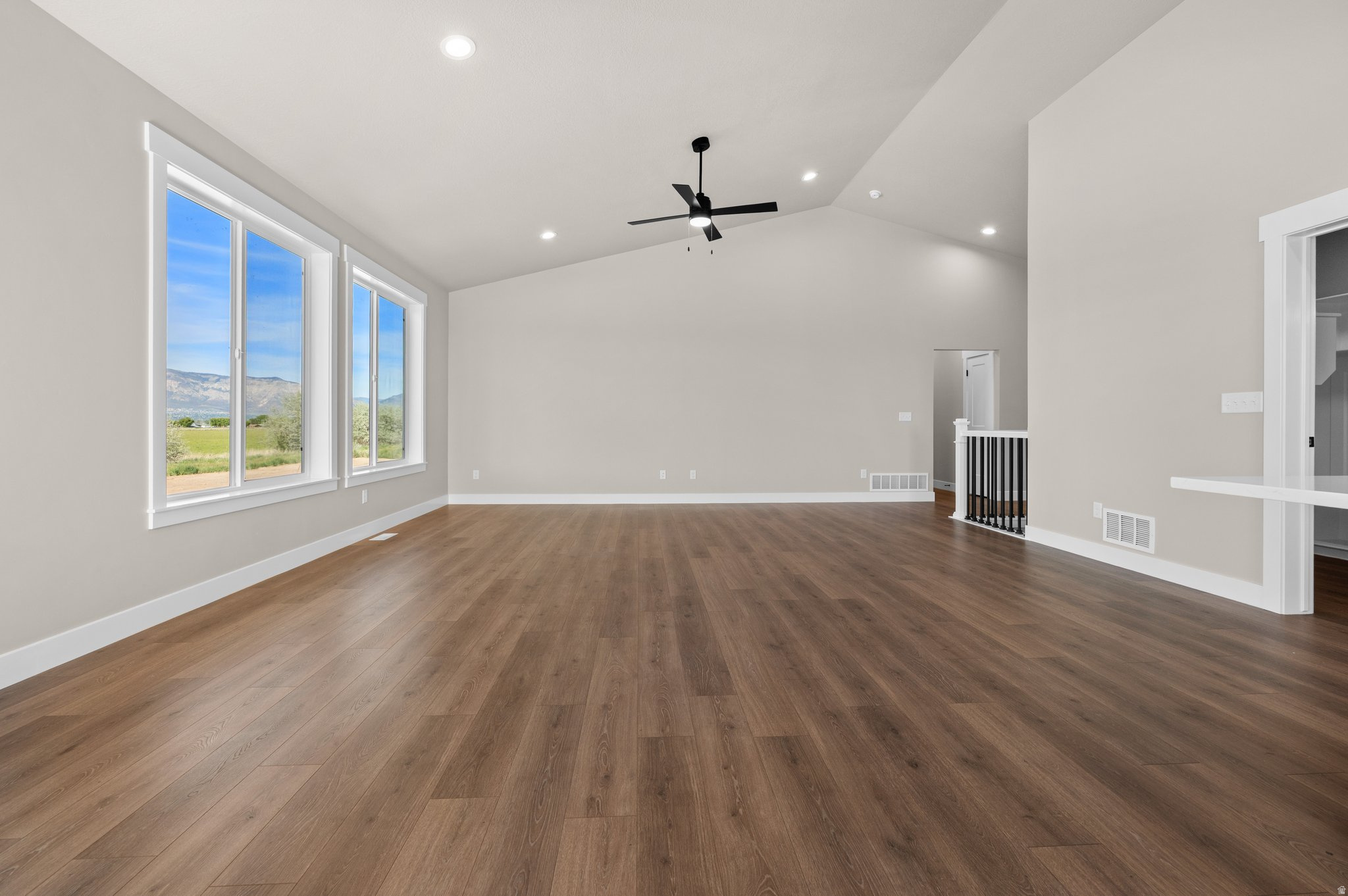 THE BARN AT TERAKEE FARMS - Residential
