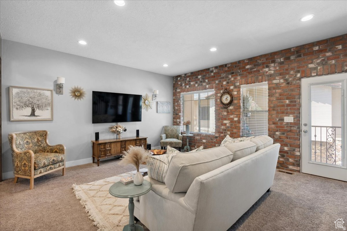 TOSCANA AT HIGHLAND - Residential