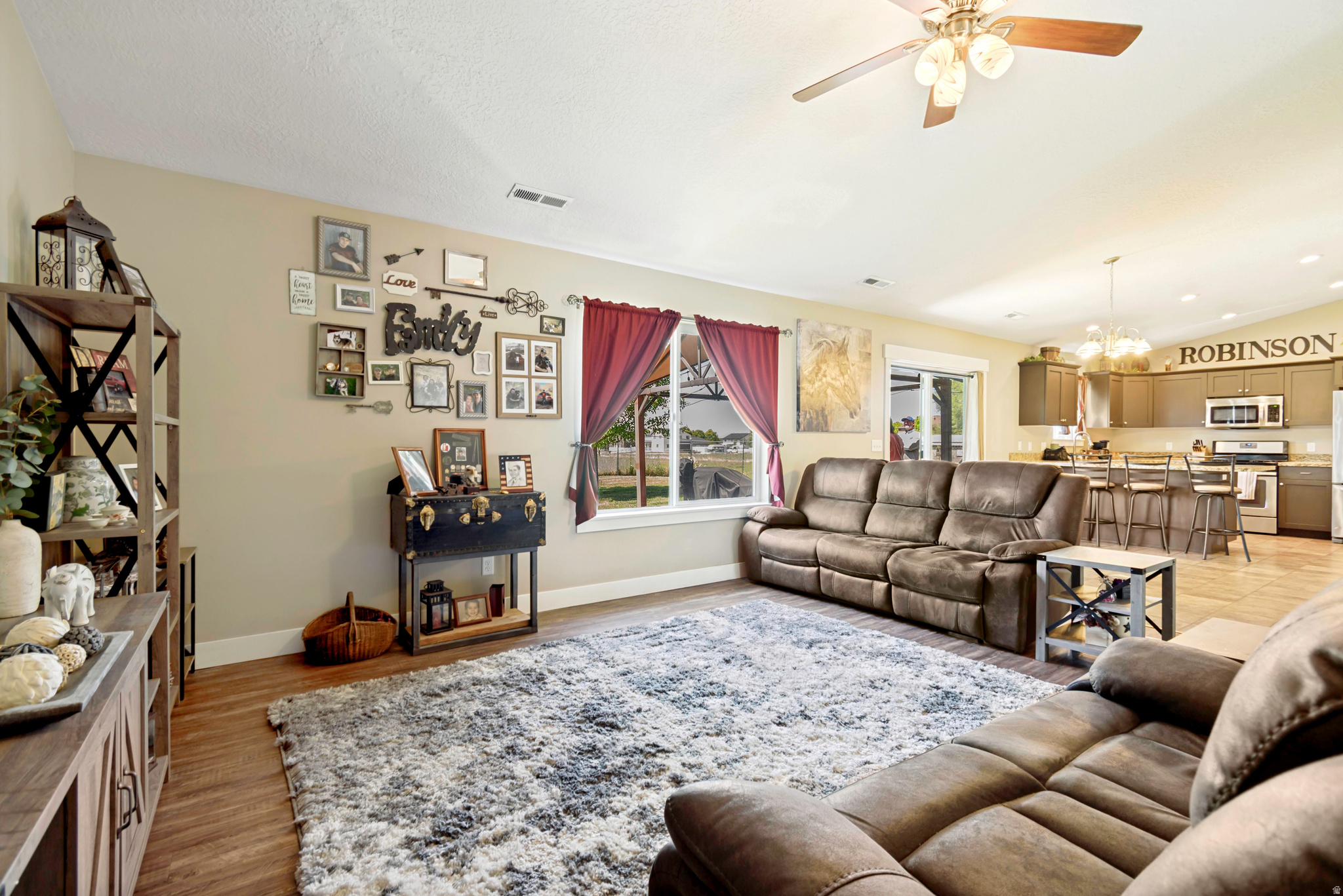 WEST VIEW AMD - Residential