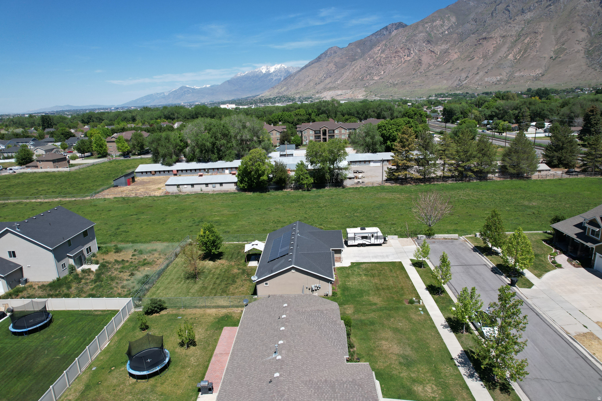 WEST VIEW AMD - Residential