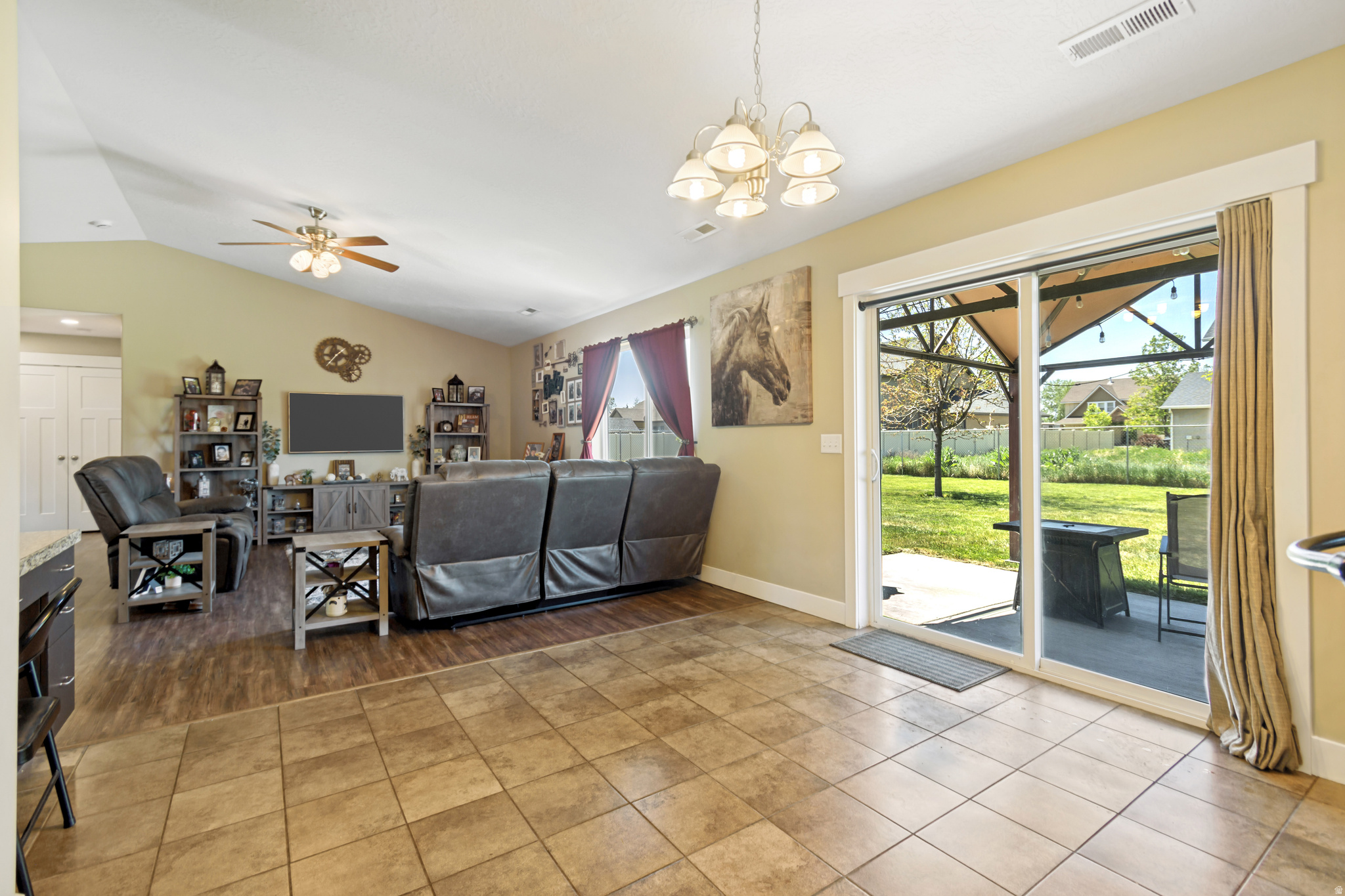 WEST VIEW AMD - Residential