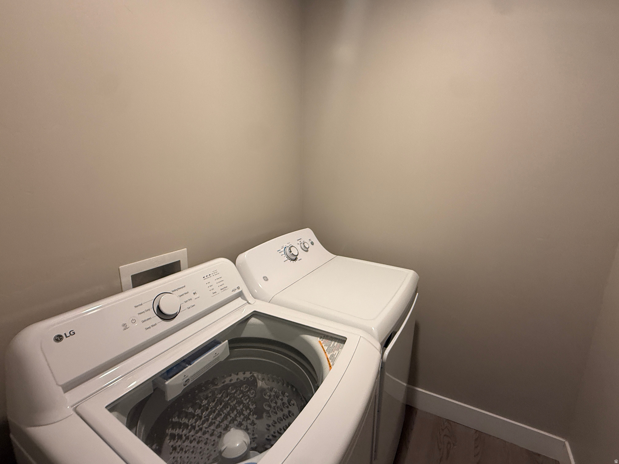 CEDAR BEND - Residential