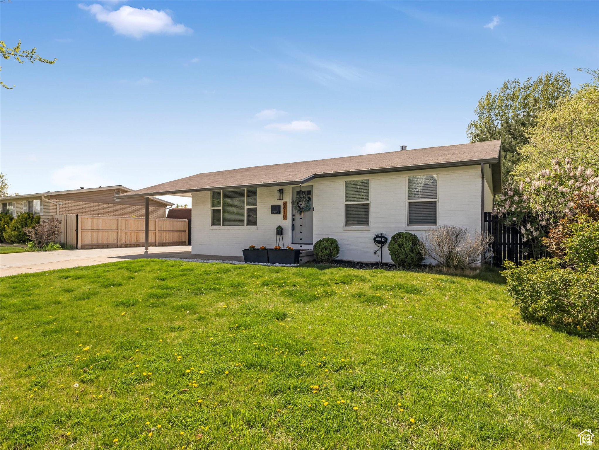 9910 S Darin Dr, Sandy, Utah image 3