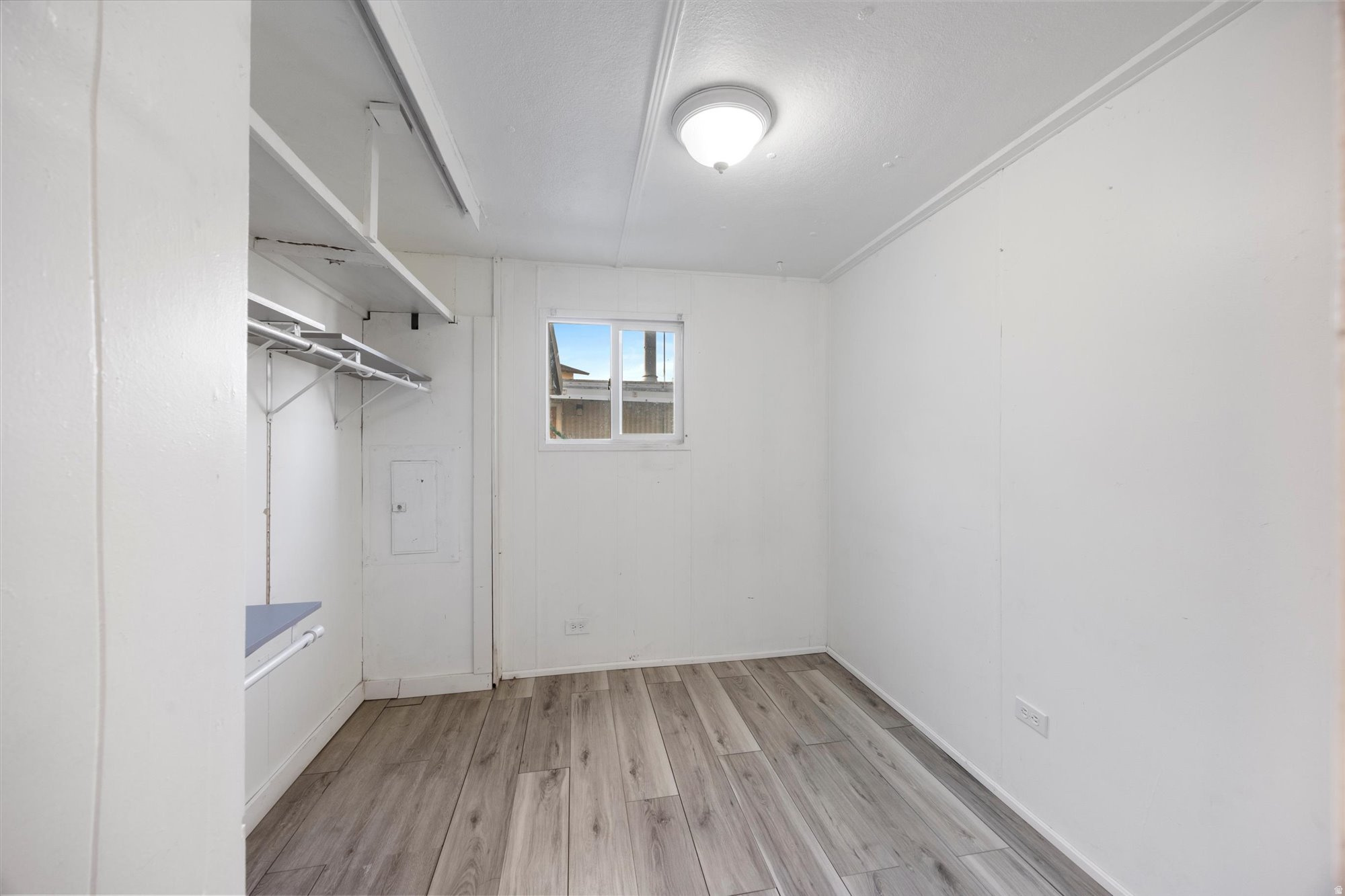 MONA LEA MOBILE HOME PARK - Residential