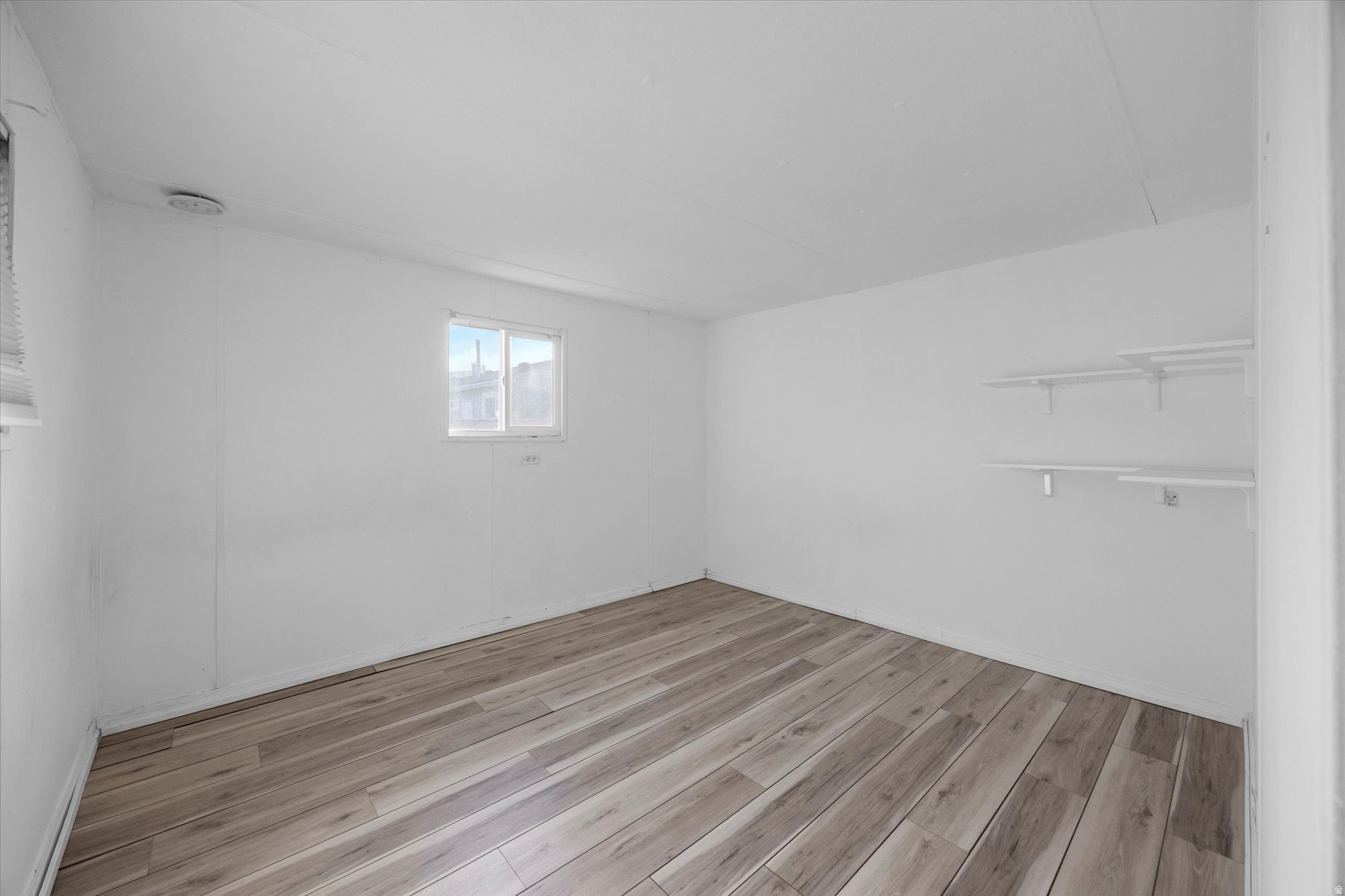 MONA LEA MOBILE HOME PARK - Residential