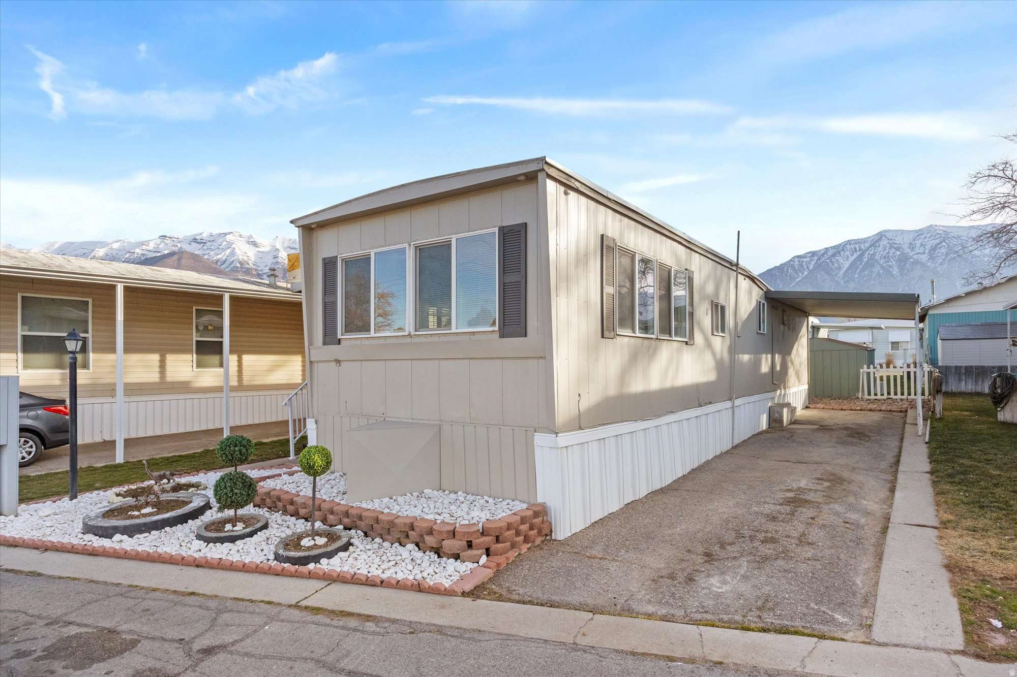MONA LEA MOBILE HOME PARK - Residential