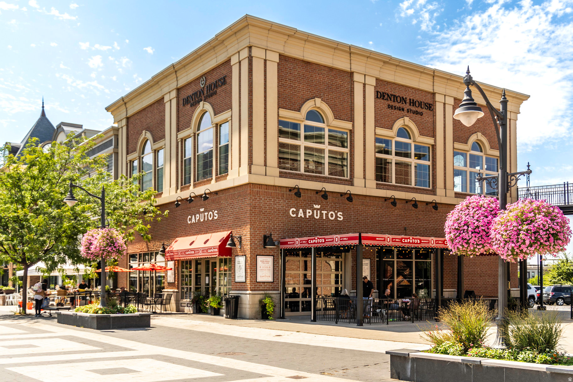 APOLLO SQUARE - Residential