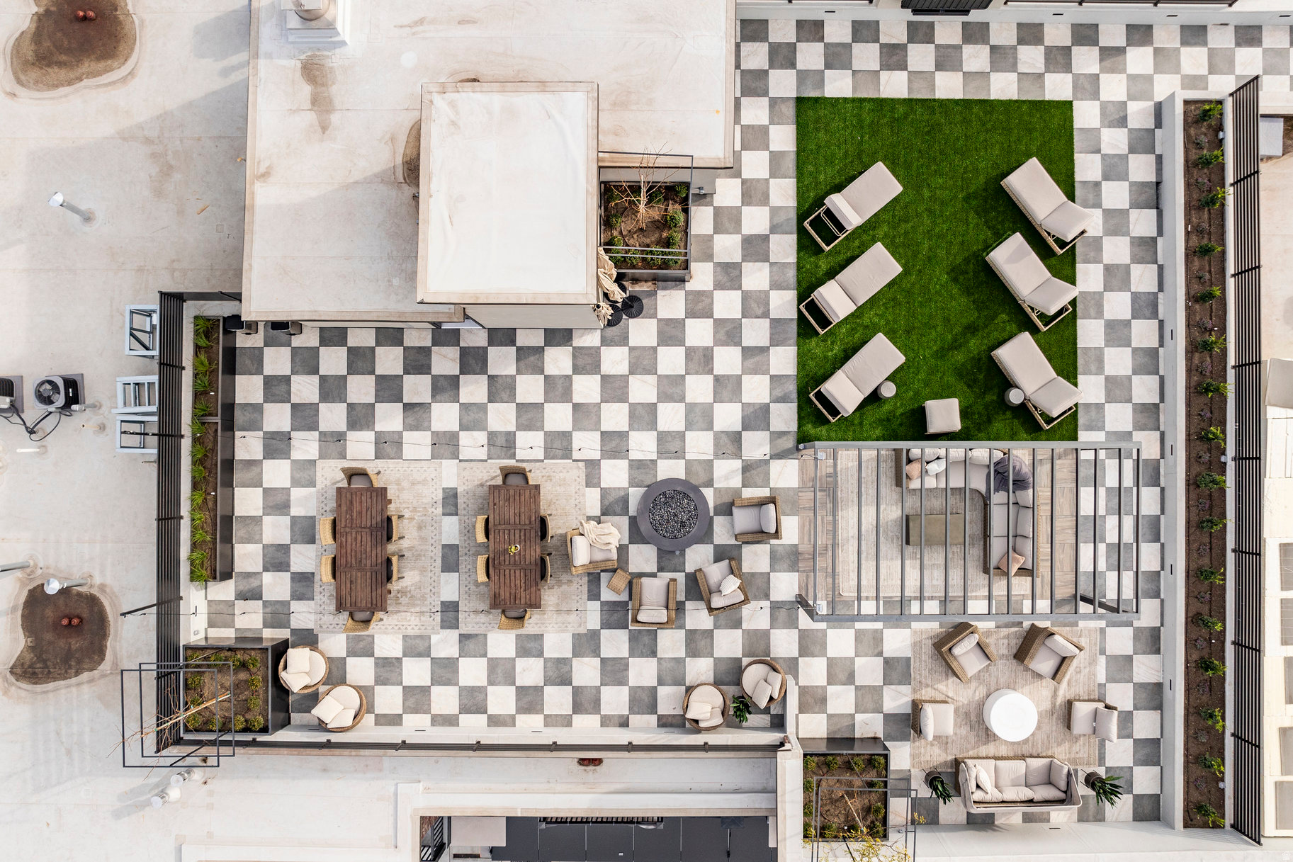 APOLLO SQUARE - Residential