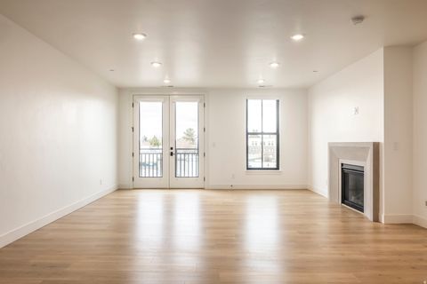 Tiny photo for 2250 E MURRAY HOLLADAY RD #305, Holladay, UT 84117 (MLS # 2122459)