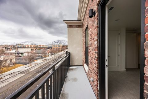 Tiny photo for 2250 E MURRAY HOLLADAY RD #305, Holladay, UT 84117 (MLS # 2122459)