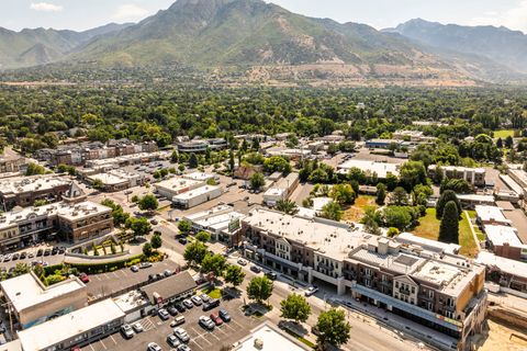 Tiny photo for 2250 E MURRAY HOLLADAY RD #305, Holladay, UT 84117 (MLS # 2122459)