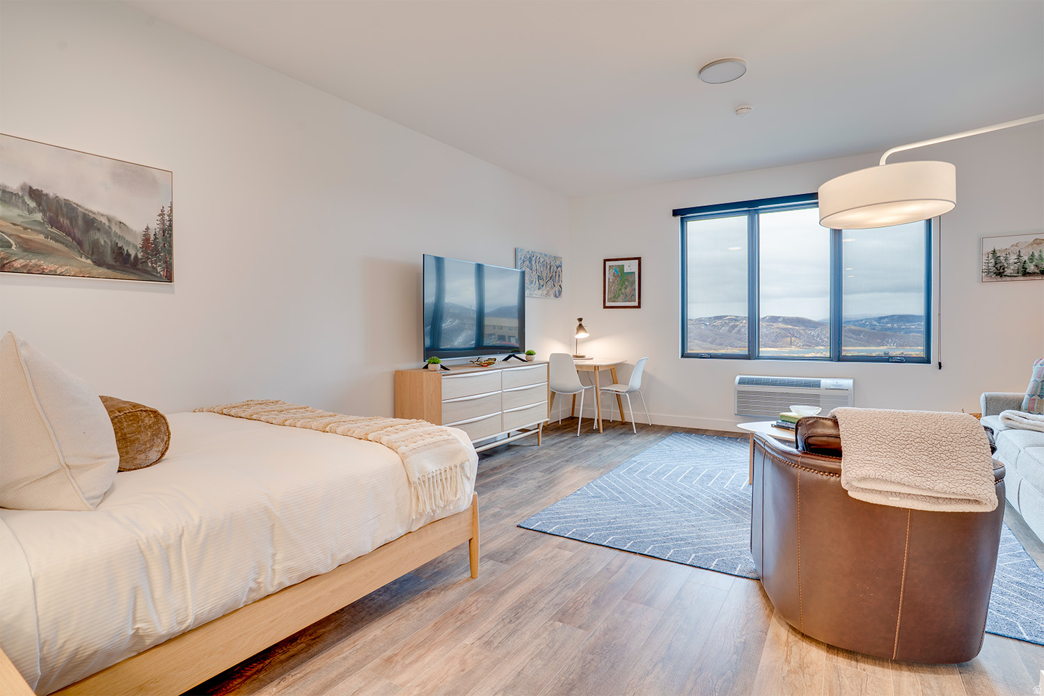 2303 DEER HOLLOW RD 1218