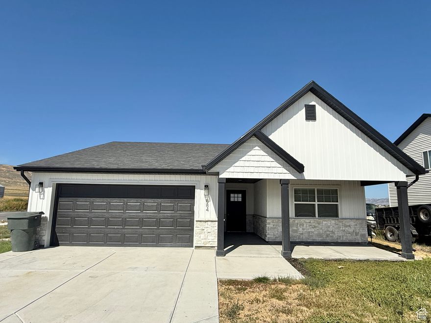 Single level living!  Don't worry about your basement flooding!  This is a corner lot so you have tons a parking on both sides as well as access to your back yard from the side road.