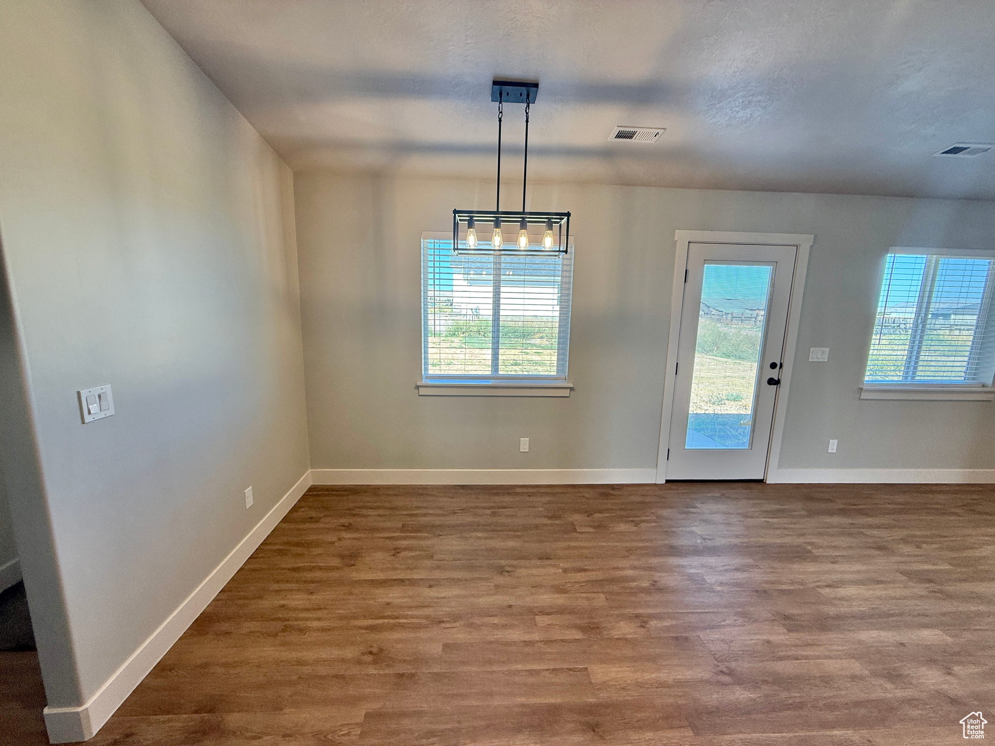 ASHLEE MEADOWS - Residential