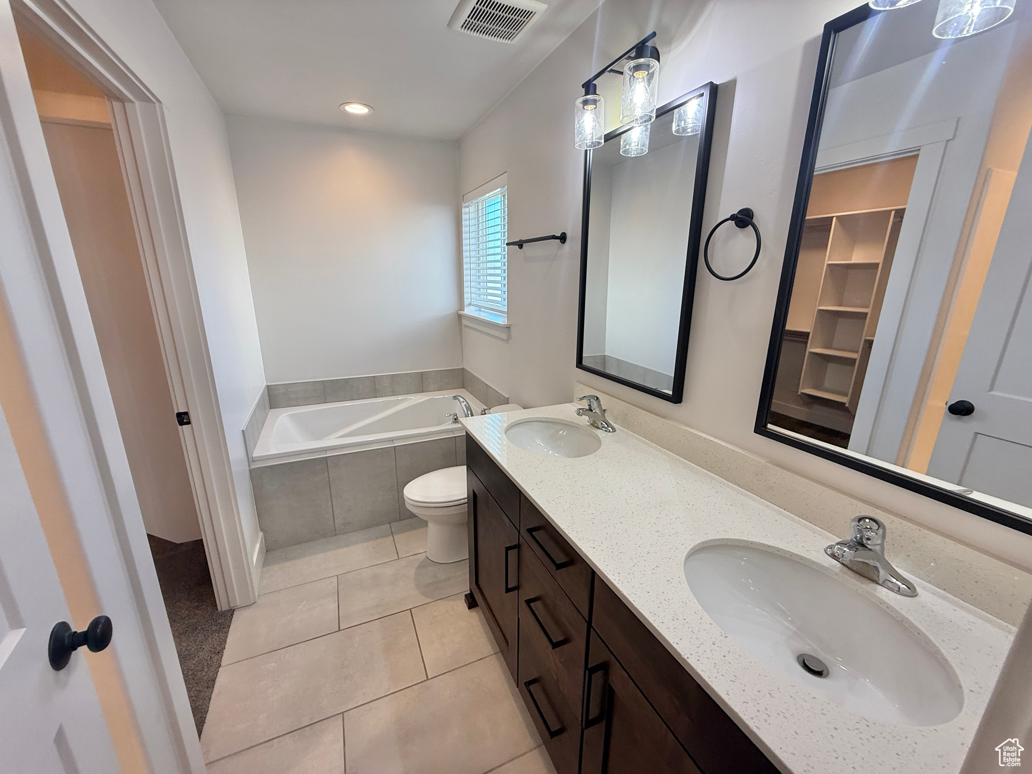 ASHLEE MEADOWS - Residential