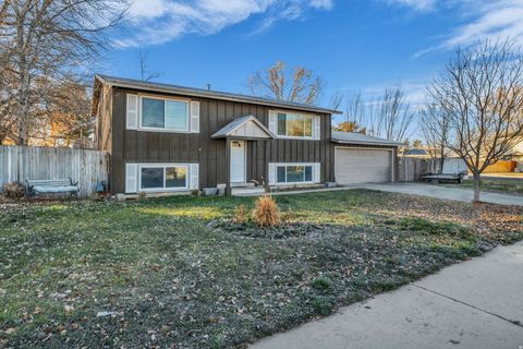 Tiny photo for 847 W 630 N, Orem, UT 84057 (MLS # 2127037)