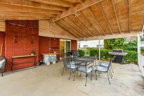 Tiny photo for 4182 S LYNNE LN, Holladay, UT 84124 (MLS # 2127840)