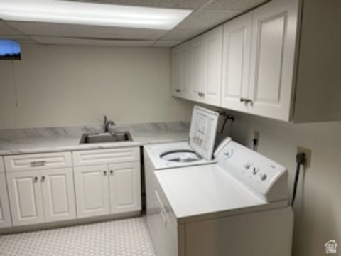 Tiny photo for 4182 S LYNNE LN, Holladay, UT 84124 (MLS # 2127840)